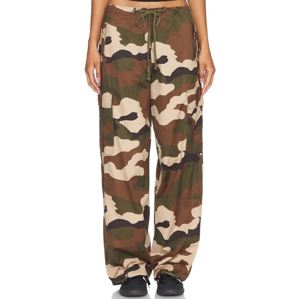 Good American Anthropologie Camo Parachute Cargo Pants Size Large Drawstring